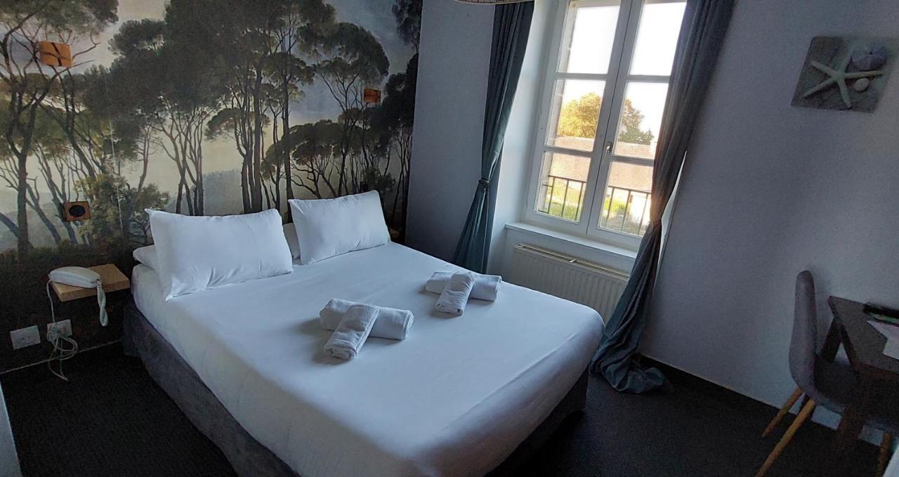Hotel Logis Le Prieure Locronan Zewnętrze zdjęcie