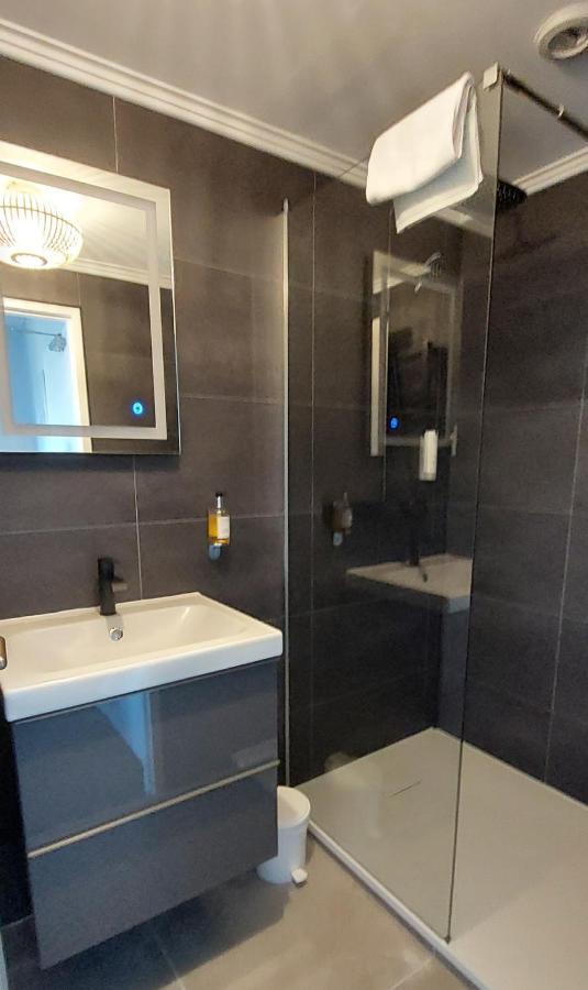 Hotel Logis Le Prieure Locronan Zewnętrze zdjęcie