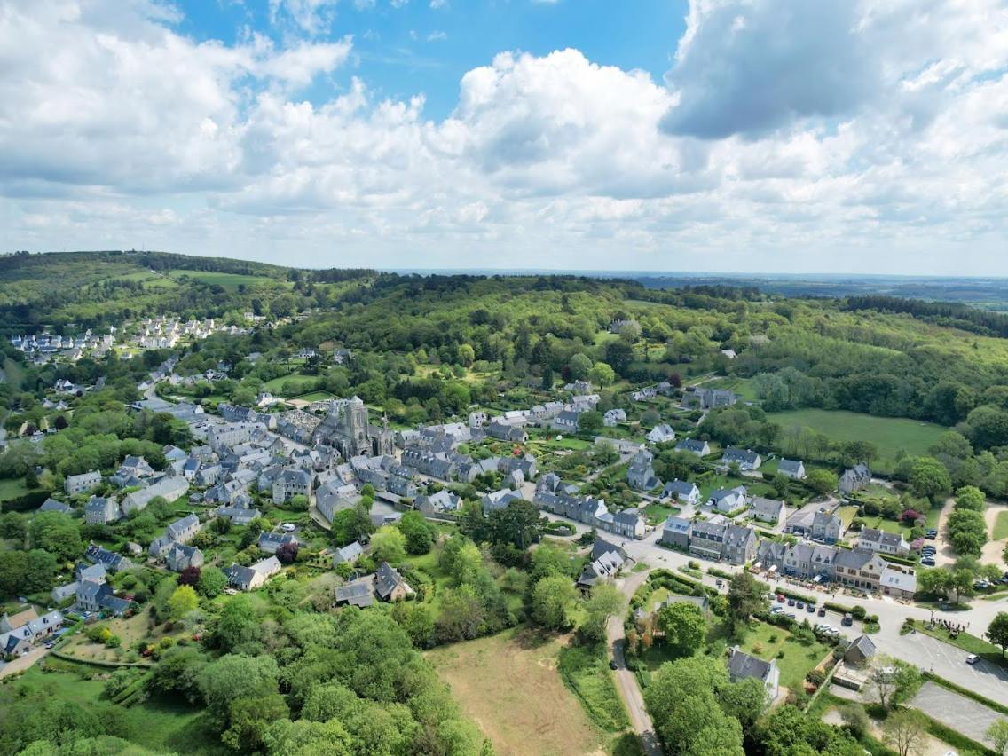 Hotel Logis Le Prieure Locronan Zewnętrze zdjęcie
